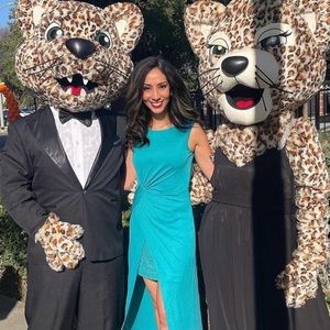 Beautiful blue green BCBG Max Aria formal gown. Stunning gown perfect for Prom